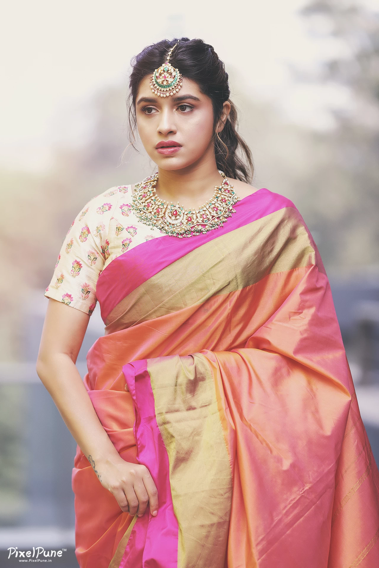 Actress Sanskruti Balgude Snapped In Saree Pixelspune