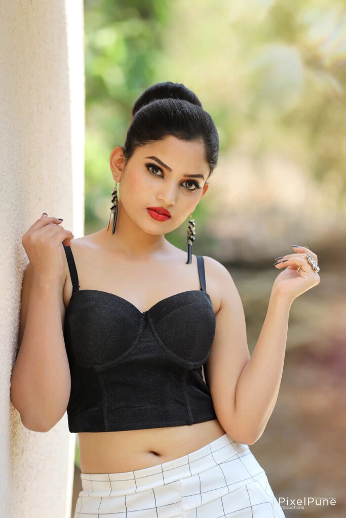 Rajeshwari Kharat known as Shalu in bold black croptop