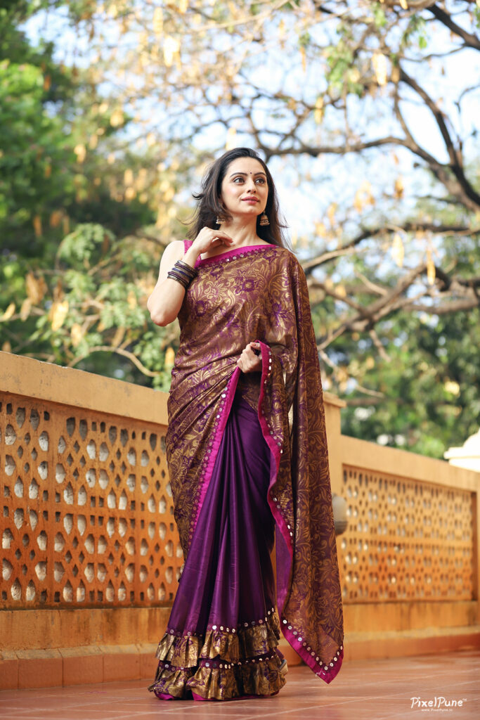 Shruti Marathe Saree