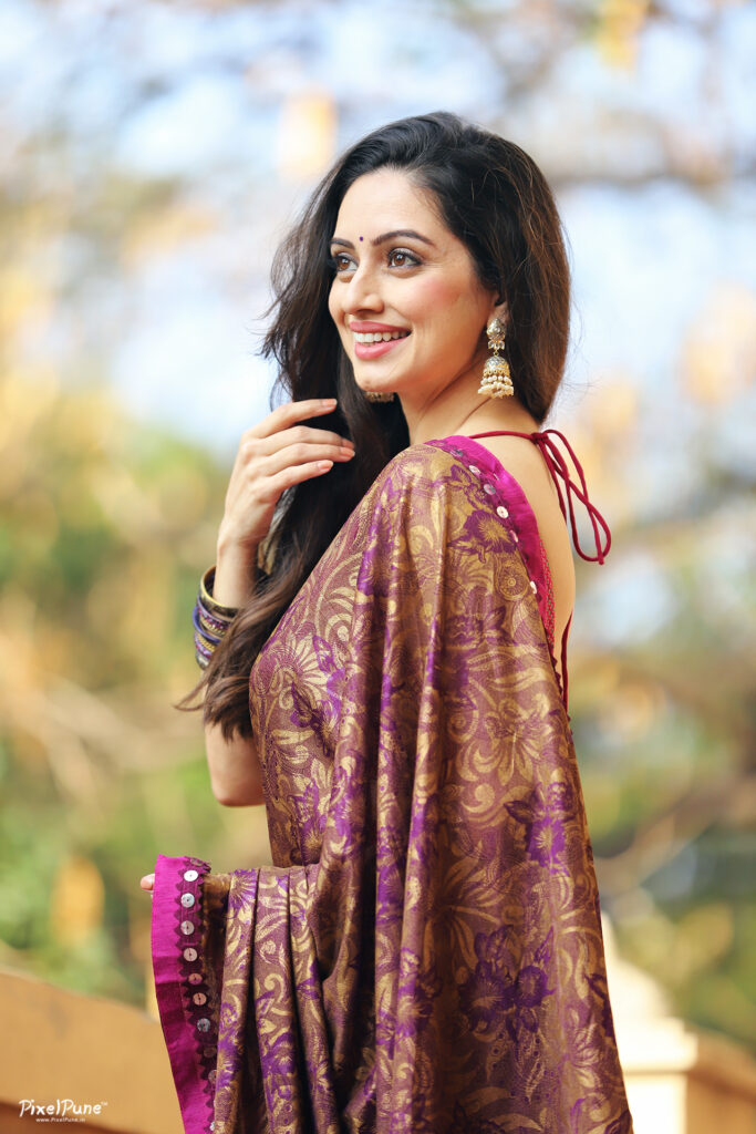 Shruti Marathe Saree